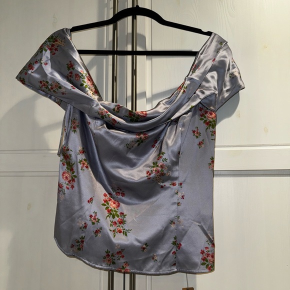 NWT Reformation Lux Silk Top - Picture 2 of 4